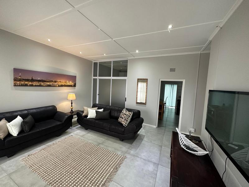 3 Bedroom Property for Sale in Santos Bay Western Cape